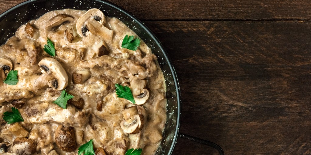 Strogonoff de patinho em&nbsp;tiras.